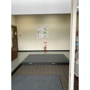 【駐車場３台分以上】【1階】秋田物流センター横手 貸事務所(一部)  1－B