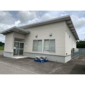 【貸事務所(一部)】工業地域内！倉庫・営業所などに適します！秋田物流センター新御所野 1階